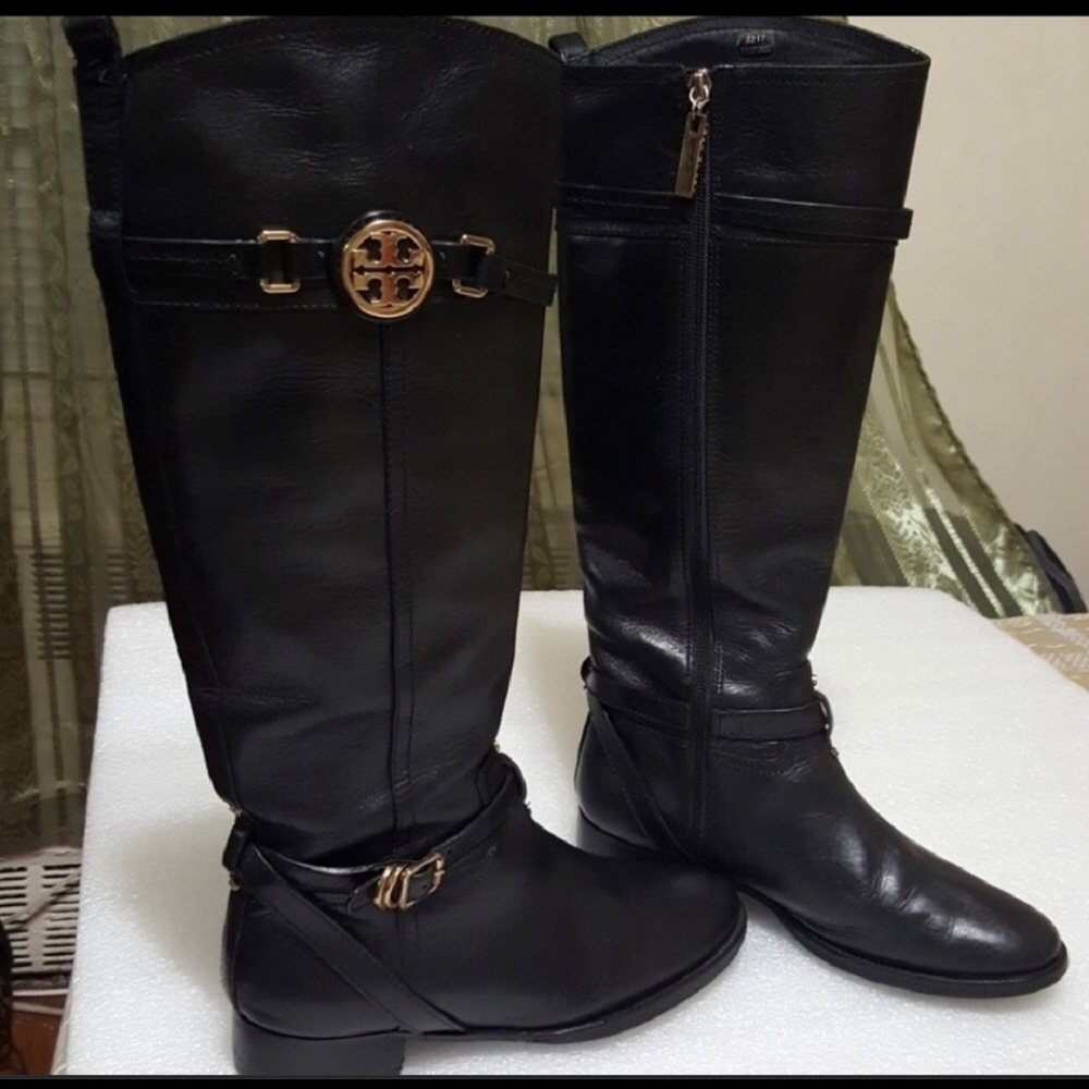 Tory Bur h riding boots size 8